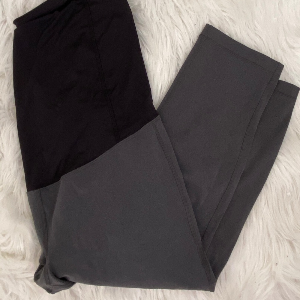 Isabel Maternity 7/8 Leggings in Gray (XL)